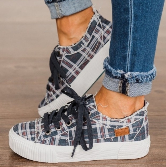 Blowfish Malibu Clay Navy Highschool Plaid Platform Sneakers Size 10 - Picture 5 of 6